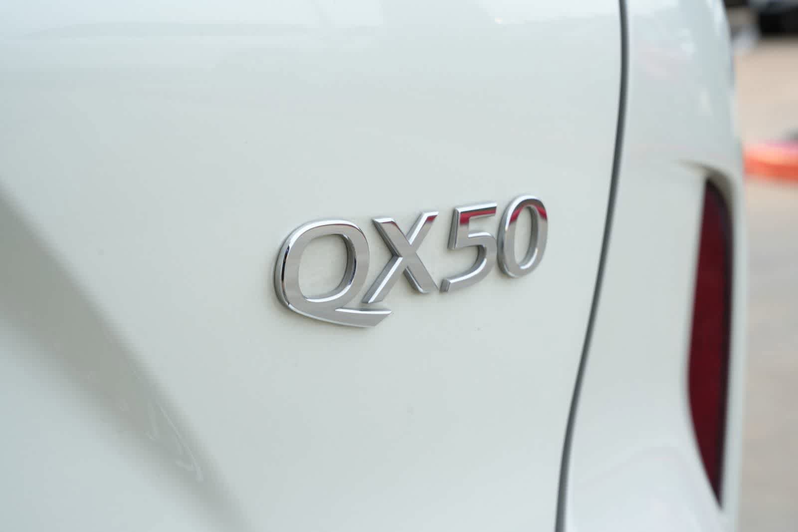 Used 2021 INFINITI QX50 Autograph w/ Premium White Leather Package FWD image 19