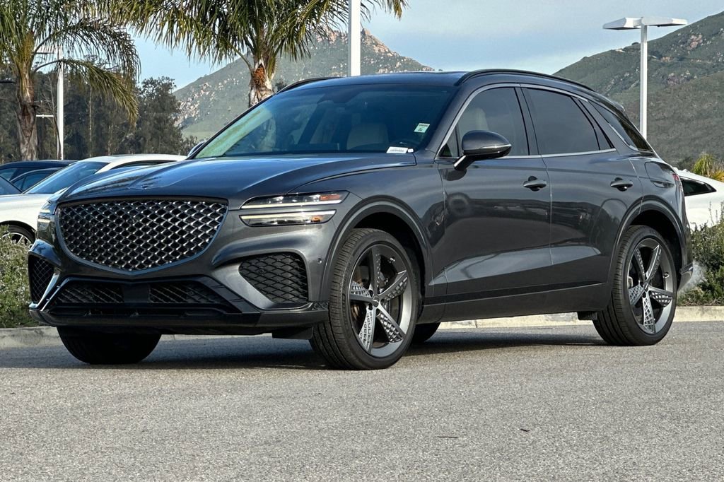 Used 2022 Genesis GV70 3.5T Sport w/ Sport Prestige Package image 7