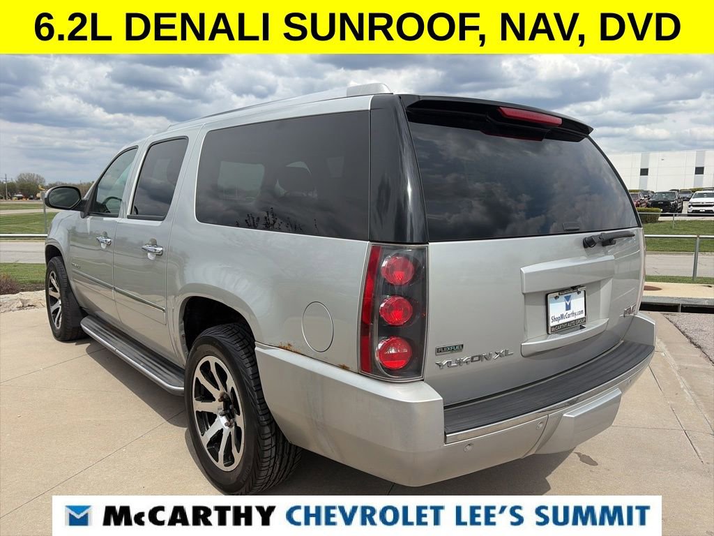 Used 2011 GMC Yukon XL Denali AWD/4WD image 14