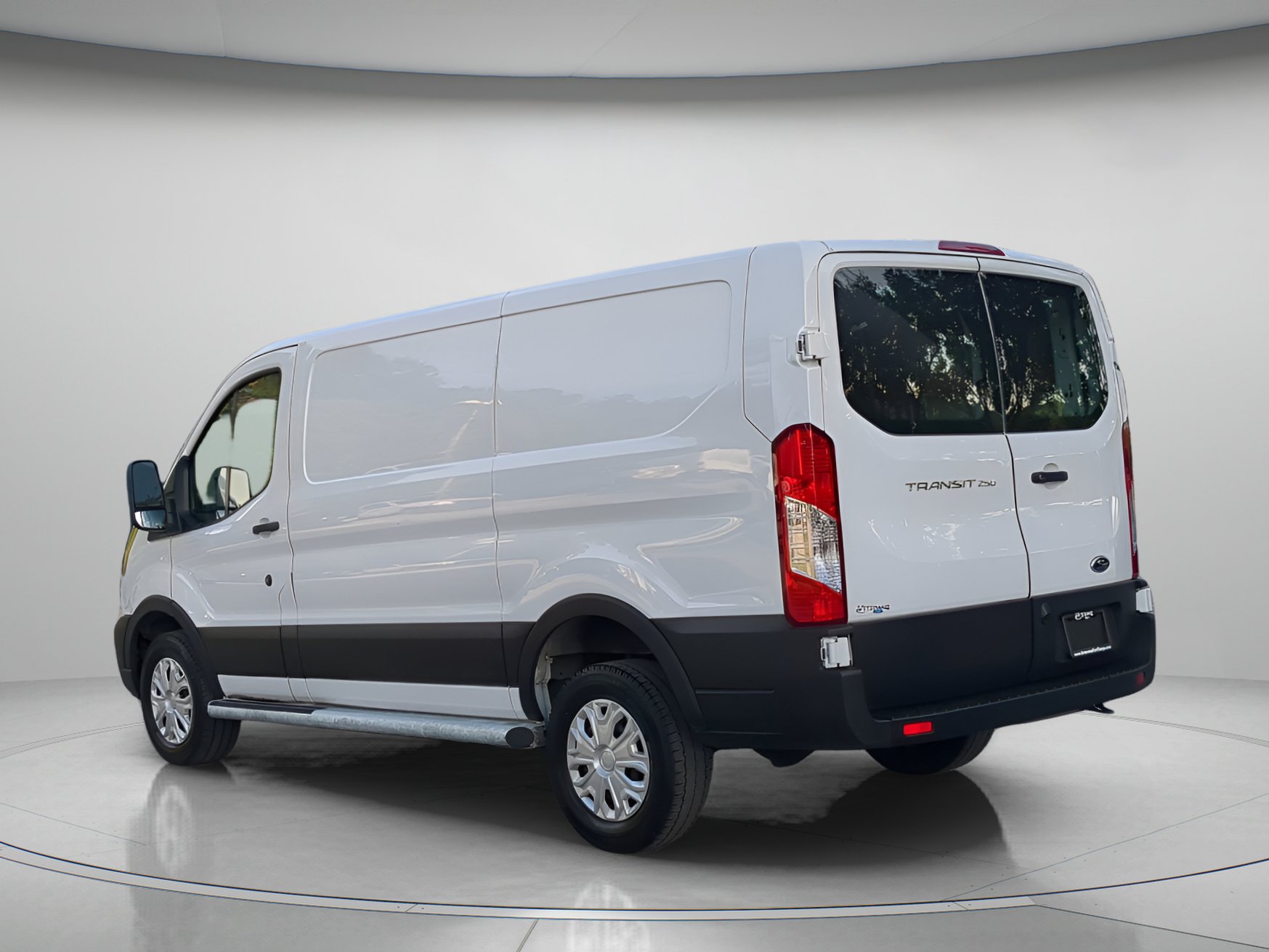 Used 2024 Ford Transit 250 Low Roof w/ Exterior Upgrade Package RWD image 42