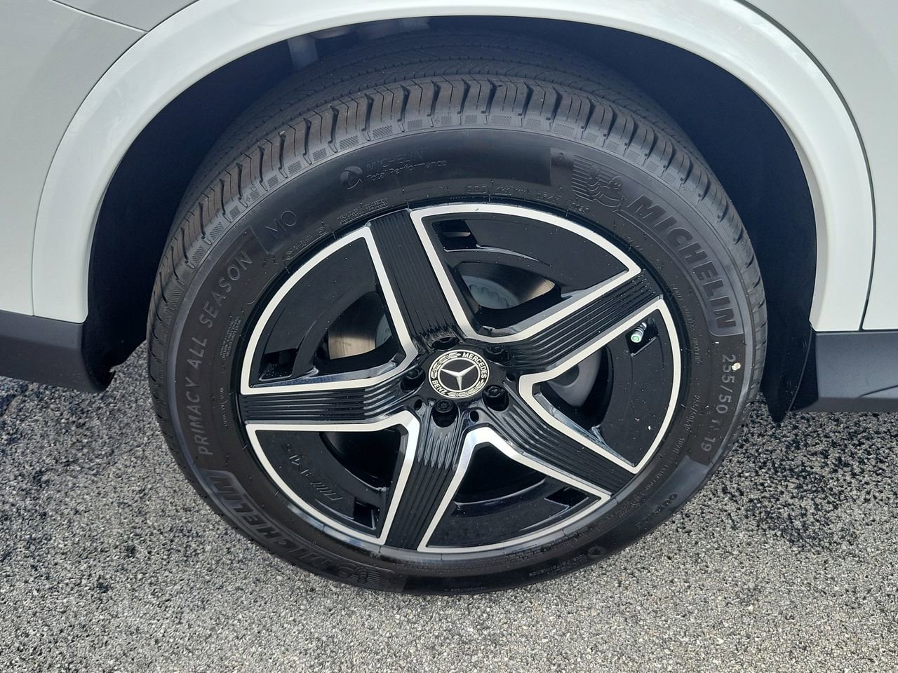 New 2026 Mercedes-Benz GLC 300 image 7