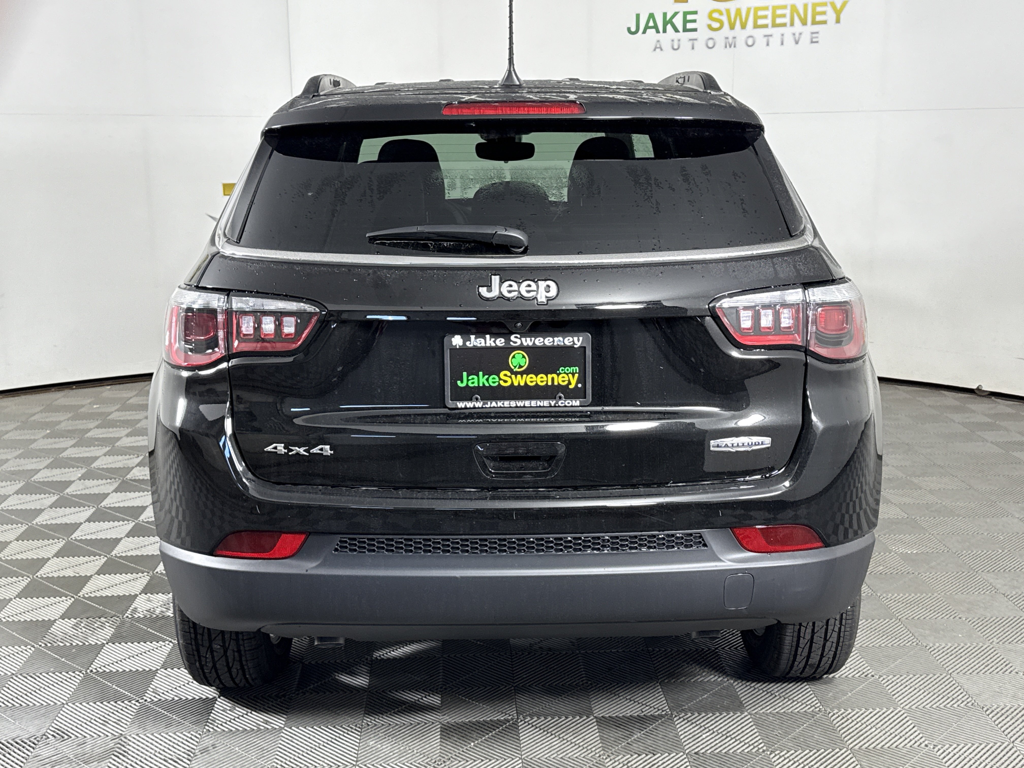 New 2026 Jeep Compass Latitude AWD/4WD image 7