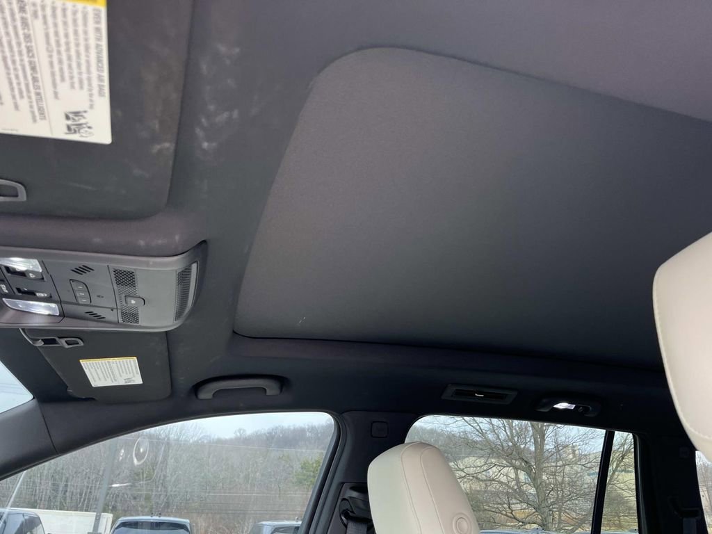 Certified 2023 Cadillac XT6 Sport image 32