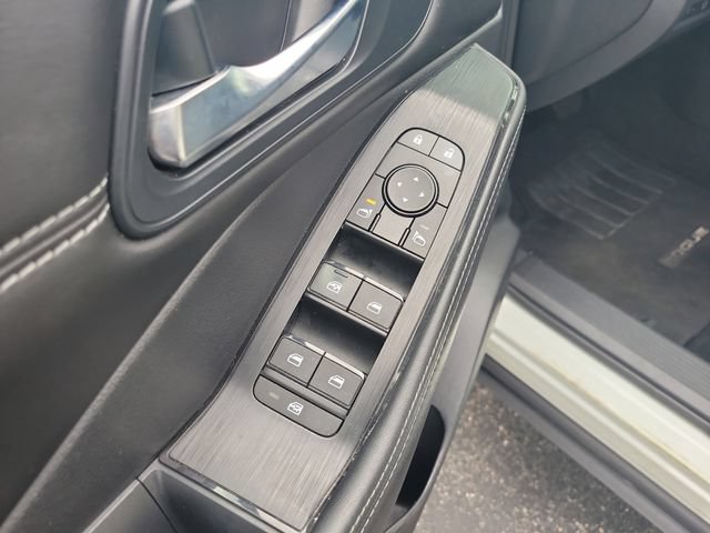 Used 2023 Nissan Rogue SV w/ SV Premium B Package FWD image 16