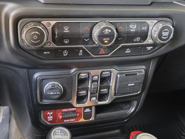 Used 2021 Jeep Gladiator Mojave w/ LED Lighting Group AWD/4WD image 21