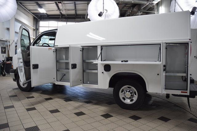 New 2025 Chevrolet Express 3500 w/ Power Convenience Package RWD image 32