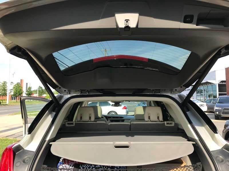 Used 2017 Cadillac XT5 Premium Luxury w/ Driver Assist Package image 26