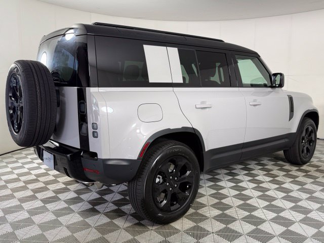 New 2026 Land Rover Defender 110 S AWD/4WD image 8
