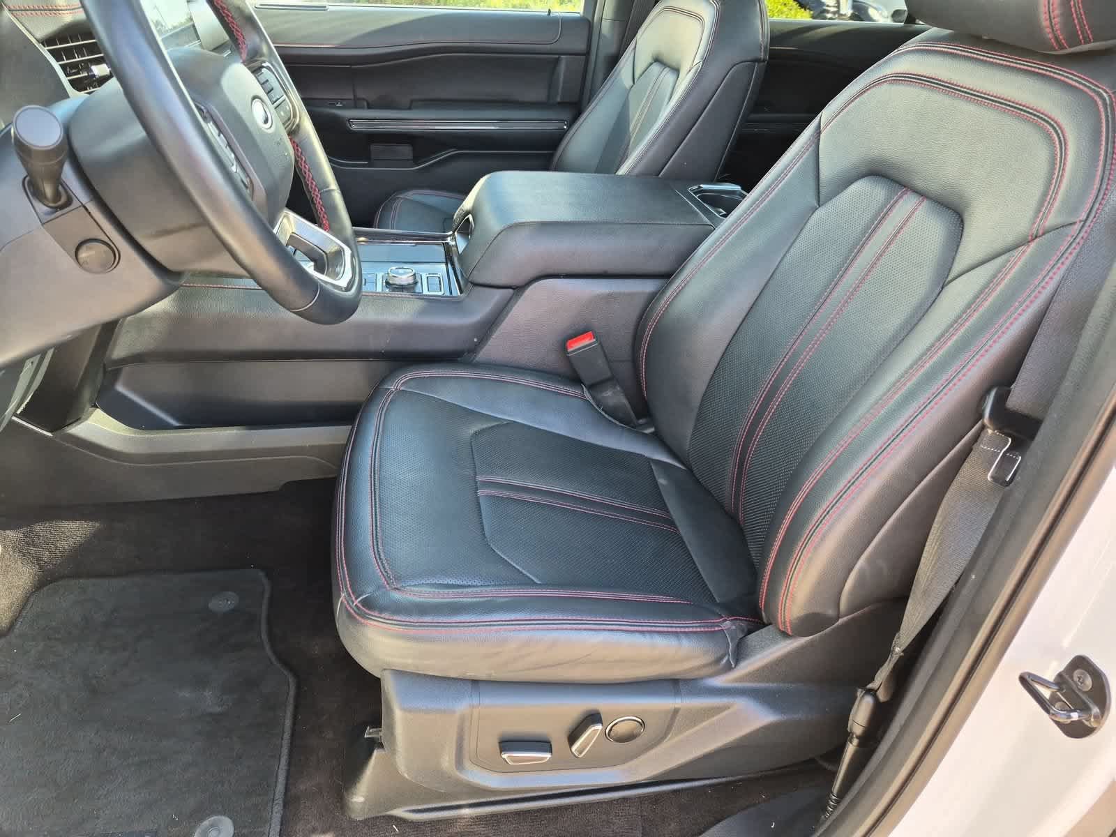 Used 2023 Ford Expedition Max Limited AWD/4WD image 16