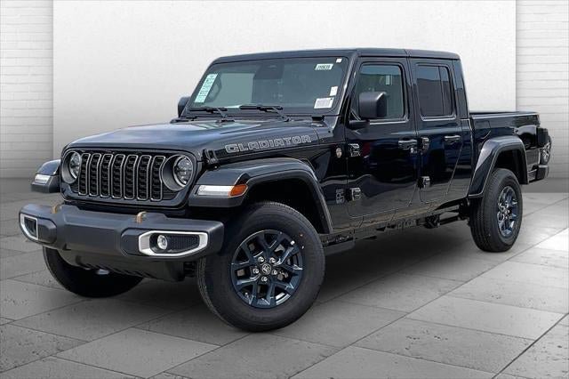 New 2026 Jeep Gladiator Sport AWD/4WD image 16