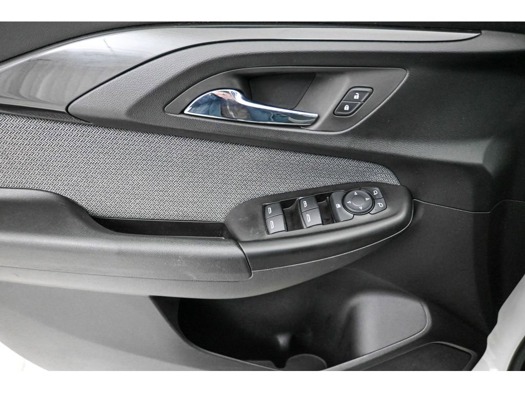 Used 2023 Chevrolet TrailBlazer LT image 8