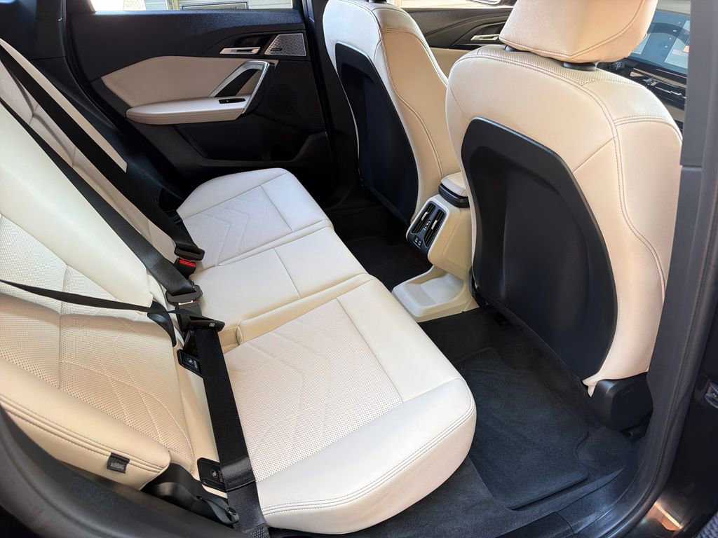 Used 2025 BMW X1 xDrive28i w/ Convenience Package image 32
