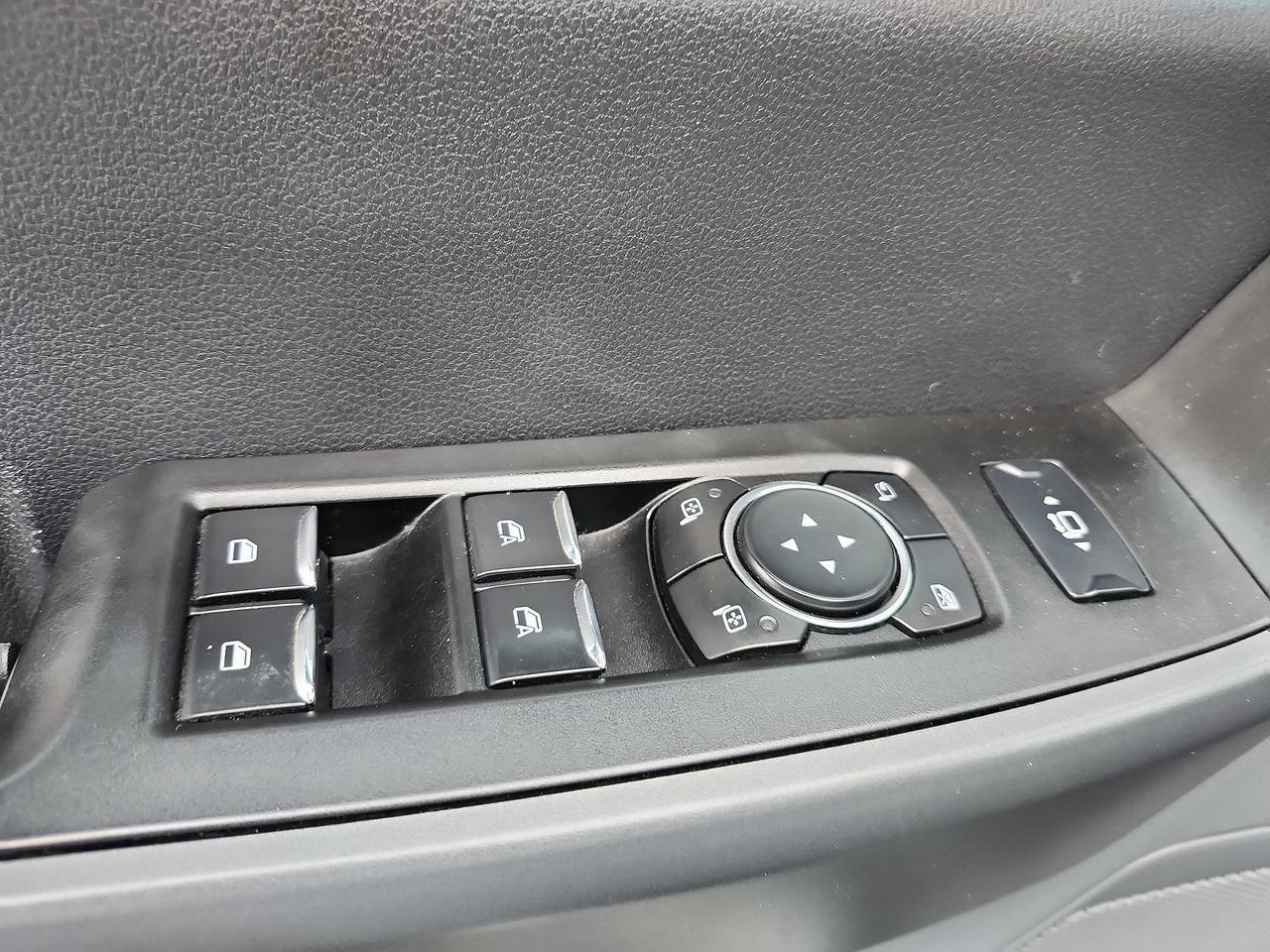 Used 2024 Ford F250 XLT w/ 360-Degree Camera Package AWD/4WD image 17