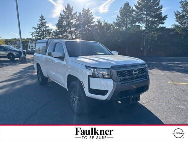 Certified 2025 Nissan Frontier SV AWD/4WD image 1