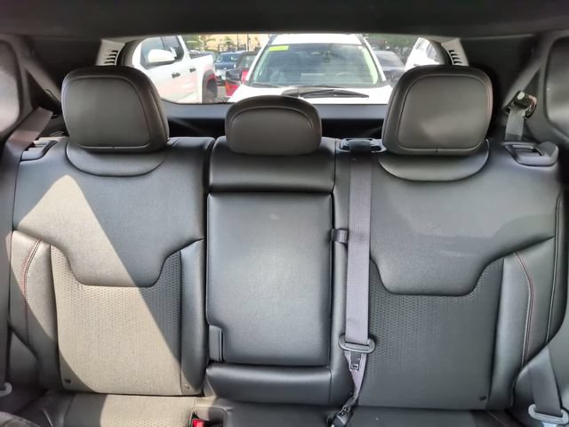 Used 2024 Jeep Compass Trailhawk AWD/4WD image 23