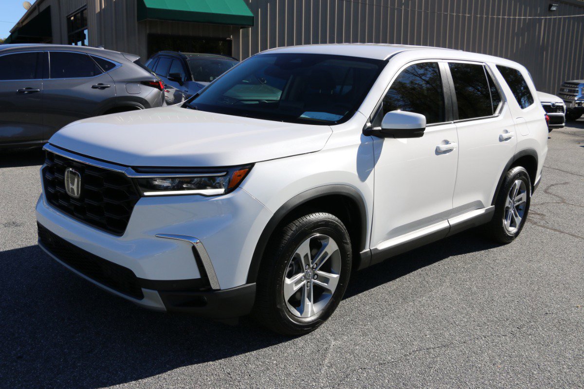 Used 2025 Honda Pilot EX-L image 1