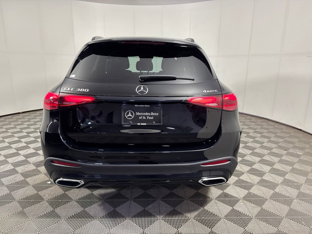 Certified 2026 Mercedes-Benz GLC 300 4MATIC image 4