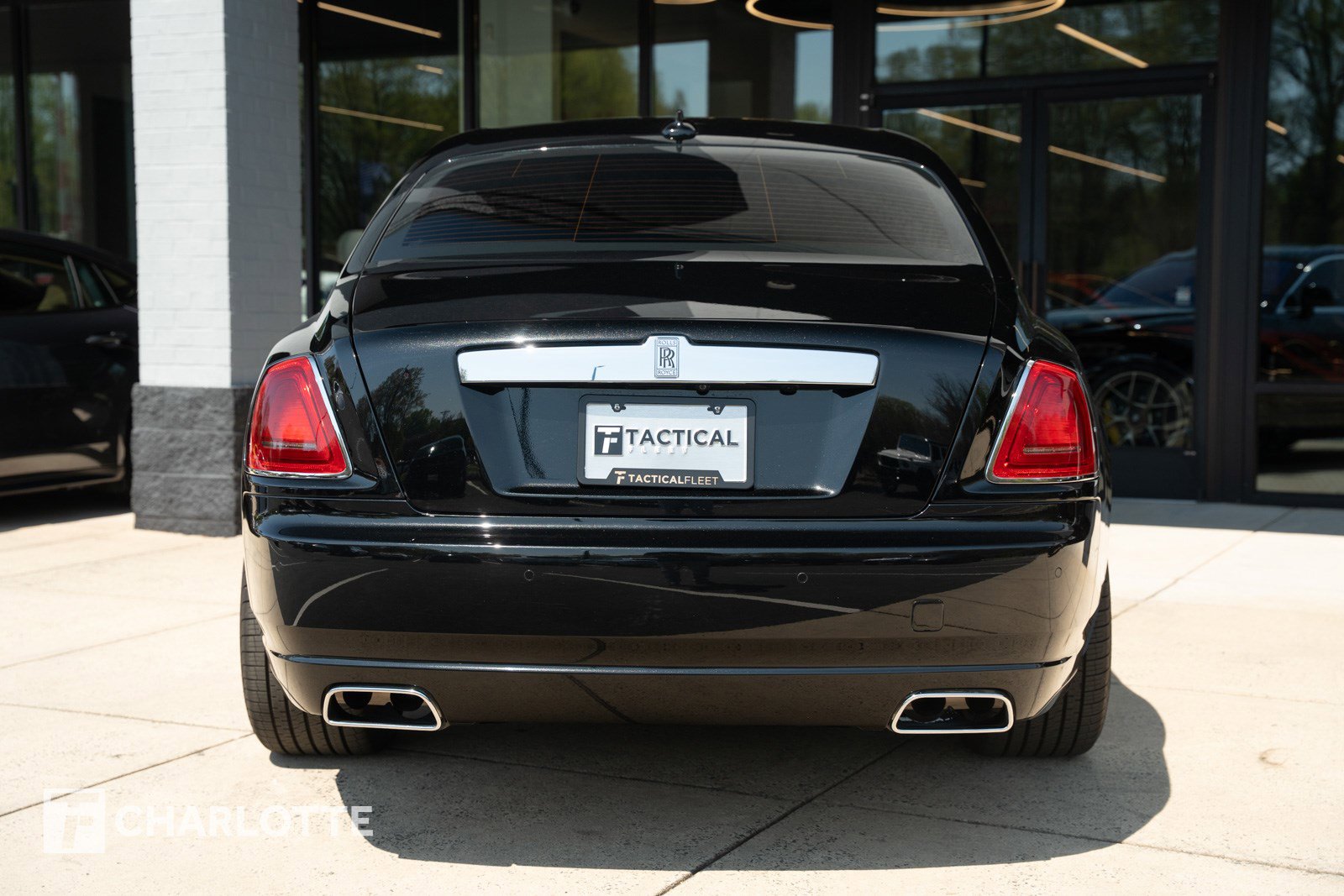 Used 2016 Rolls-Royce Ghost image 13