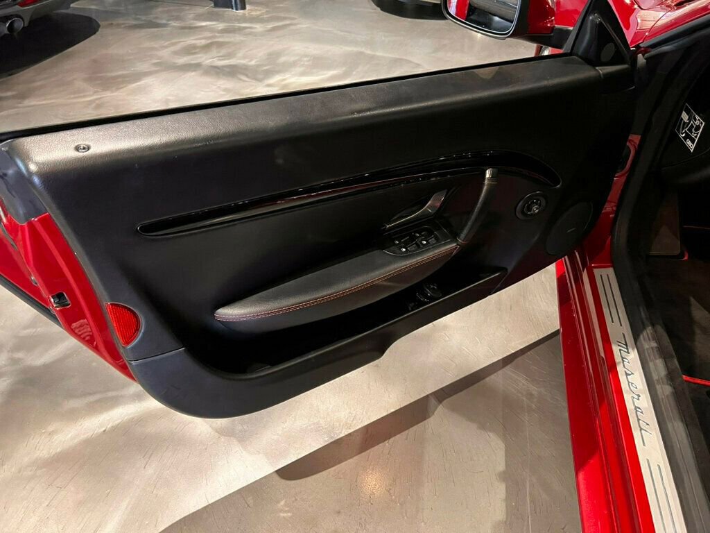 Used 2016 Maserati GranTurismo MC image 13