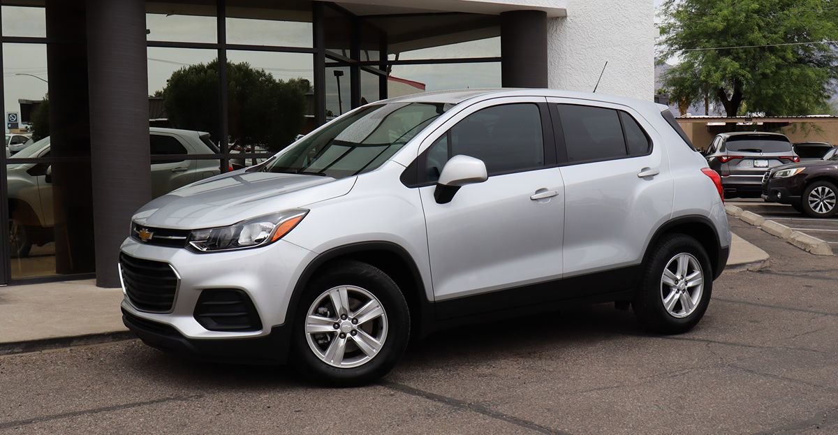Used 2020 Chevrolet Trax LS FWD image 3