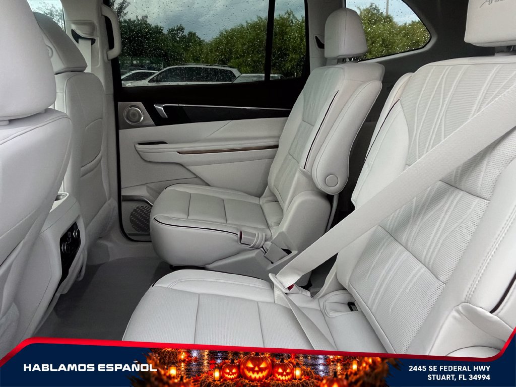 New 2026 Buick Enclave Avenir w/ Super Cruise Package AWD/4WD image 13