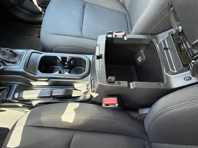 Used 2022 Jeep Gladiator Sport AWD/4WD image 26