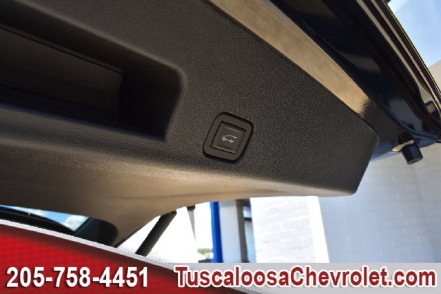 New 2027 Chevrolet Traverse LT w/ Driver Confidence Package FWD image 9