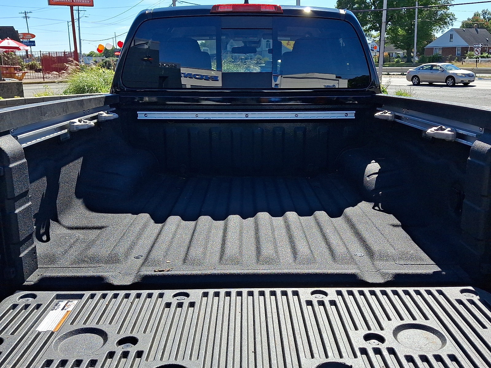 Used 2024 Nissan Frontier SV w/ SV Convenience Package AWD/4WD image 30