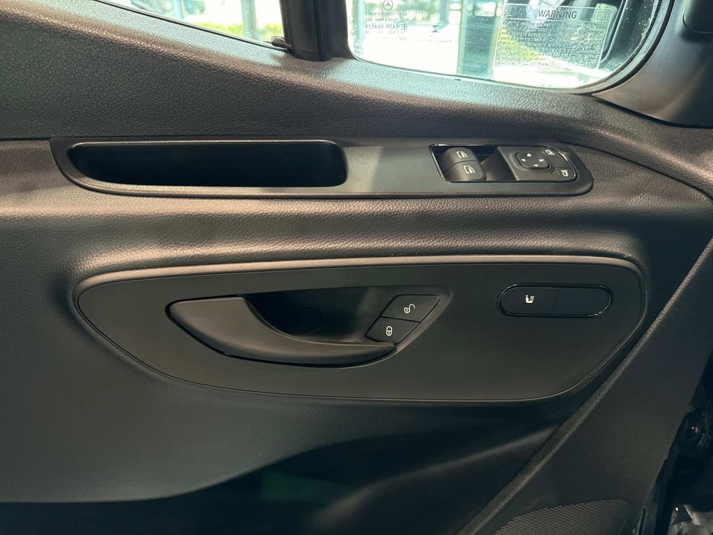 Used 2025 Mercedes-Benz Sprinter 3500 image 21