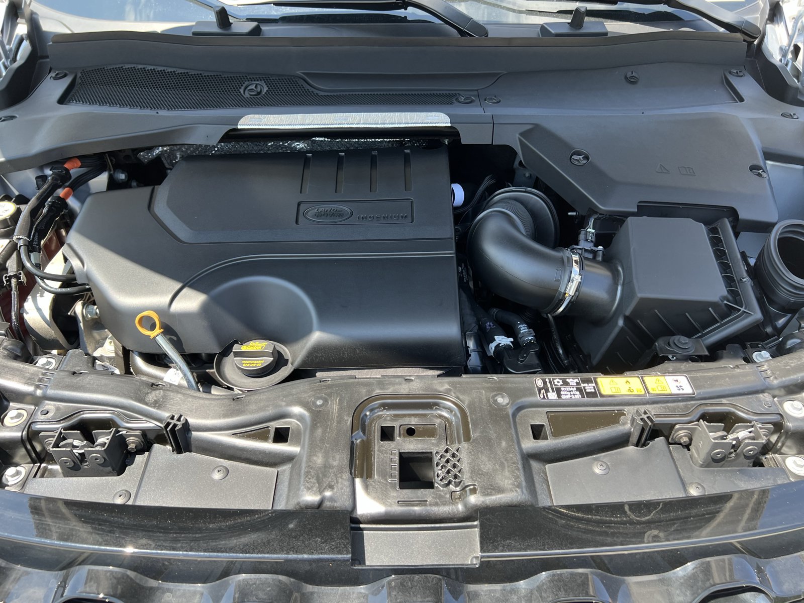Used 2025 Land Rover Discovery Sport S AWD/4WD image 35