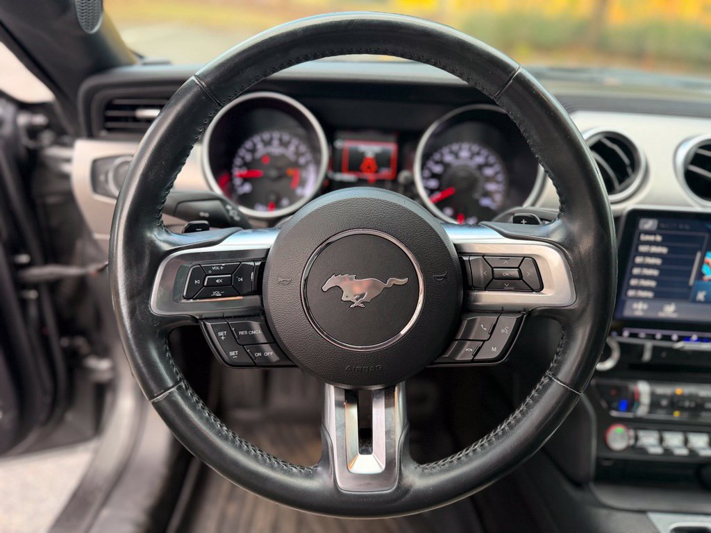 Used 2018 Ford Mustang Premium RWD image 18