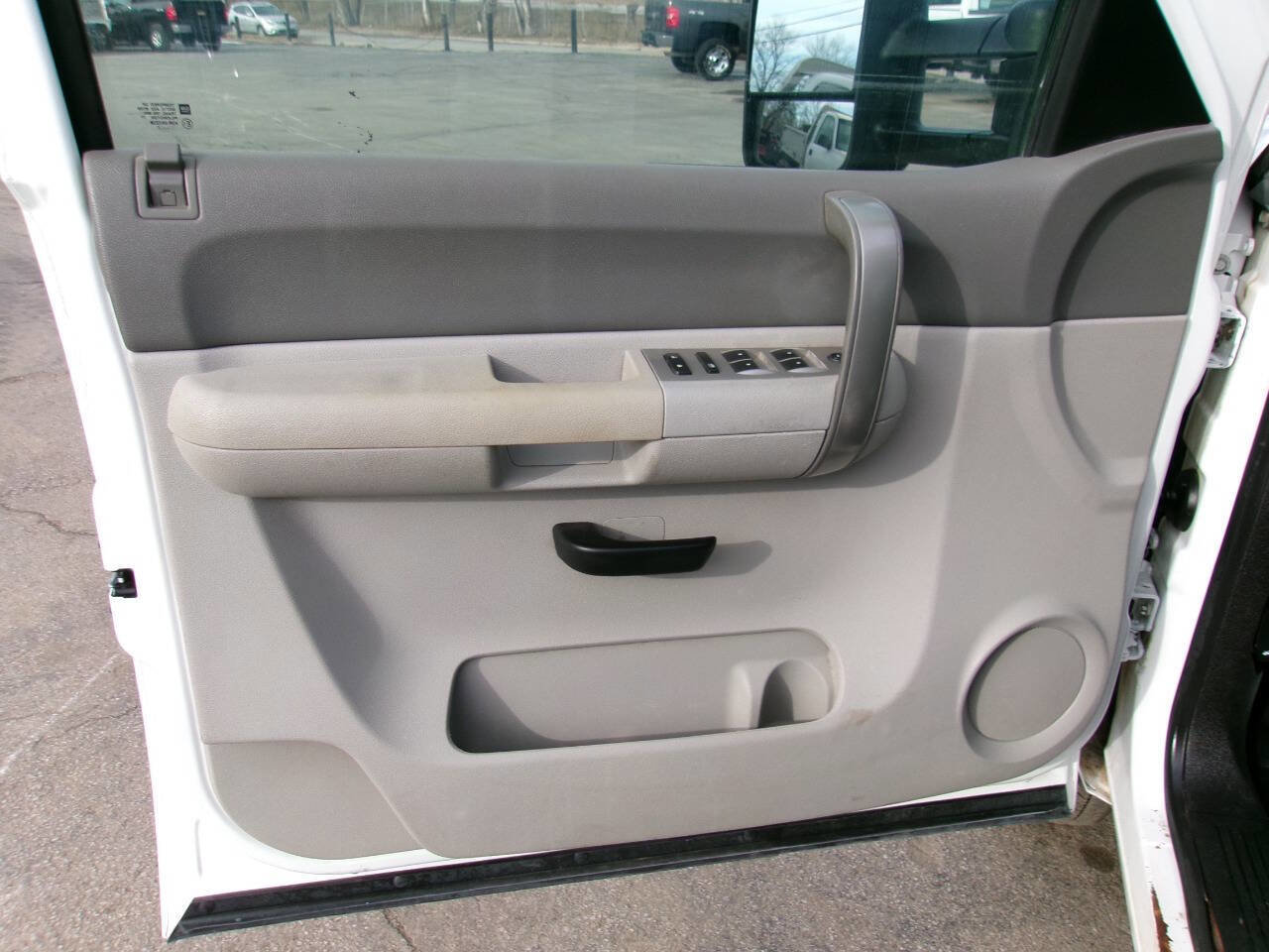 Used 2007 Chevrolet Silverado 2500 W/T w/ LS Package image 14