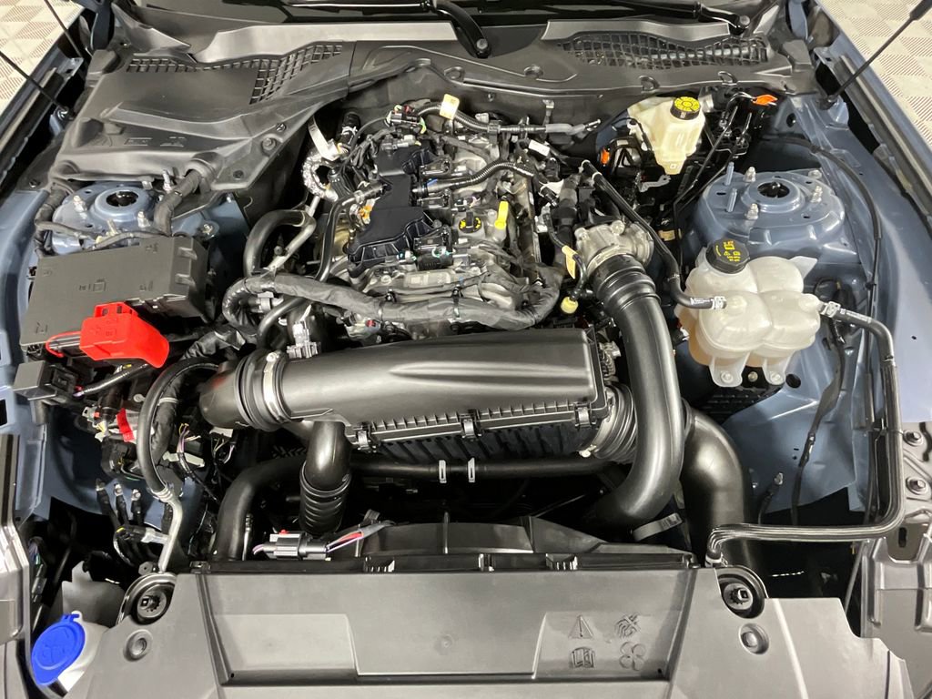 Used 2025 Ford Mustang Coupe image 20