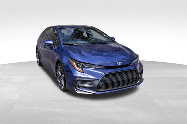 Used 2020 Toyota Corolla XSE FWD image 2