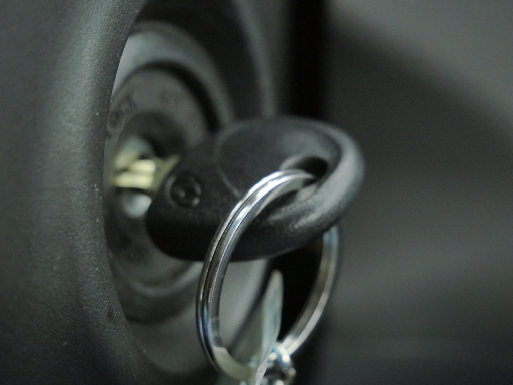 Used 2014 Hyundai Elantra SE FWD image 32
