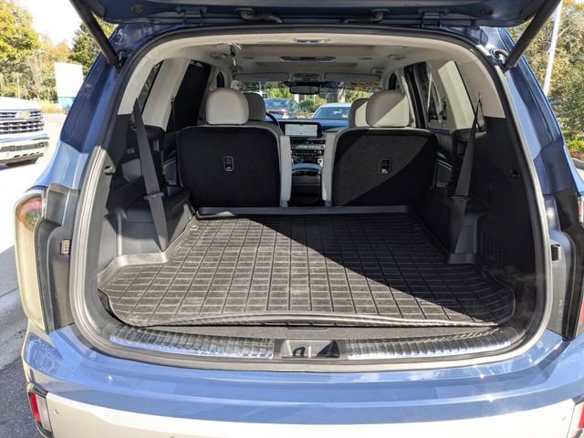 Used 2024 Kia Telluride SX w/ Towing Package image 36