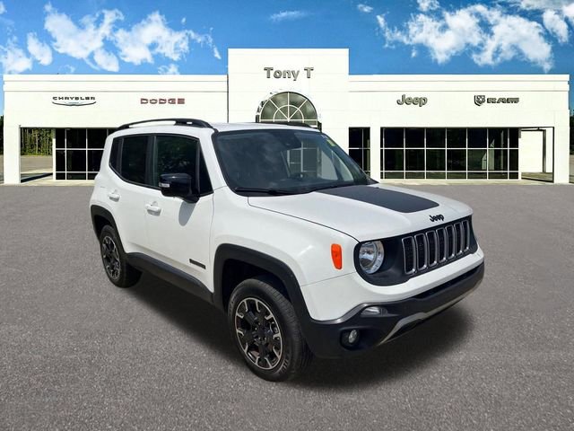 Used 2023 Jeep Renegade Latitude AWD/4WD image 1