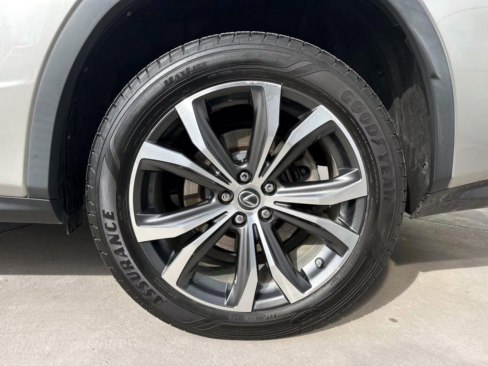 Used 2018 Lexus RX 350L AWD image 10