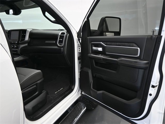 Used 2024 RAM 2500 Big Horn w/ Off Road Package image 28