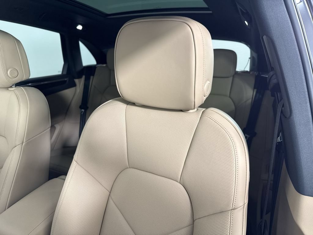 New 2026 Porsche Macan AWD/4WD image 41