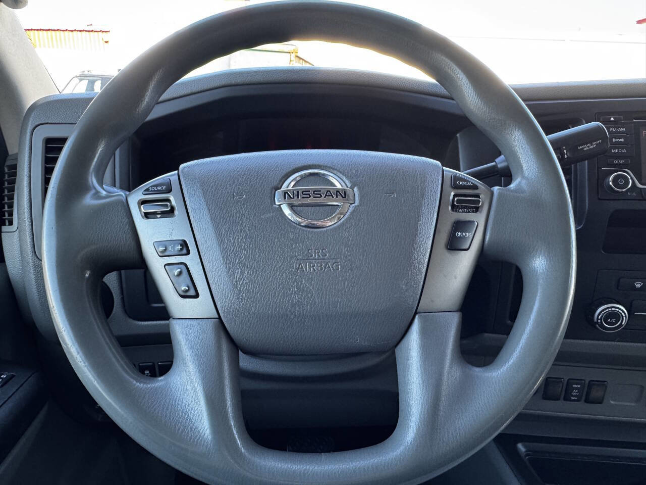 Used 2018 Nissan NV 2500 SV image 16