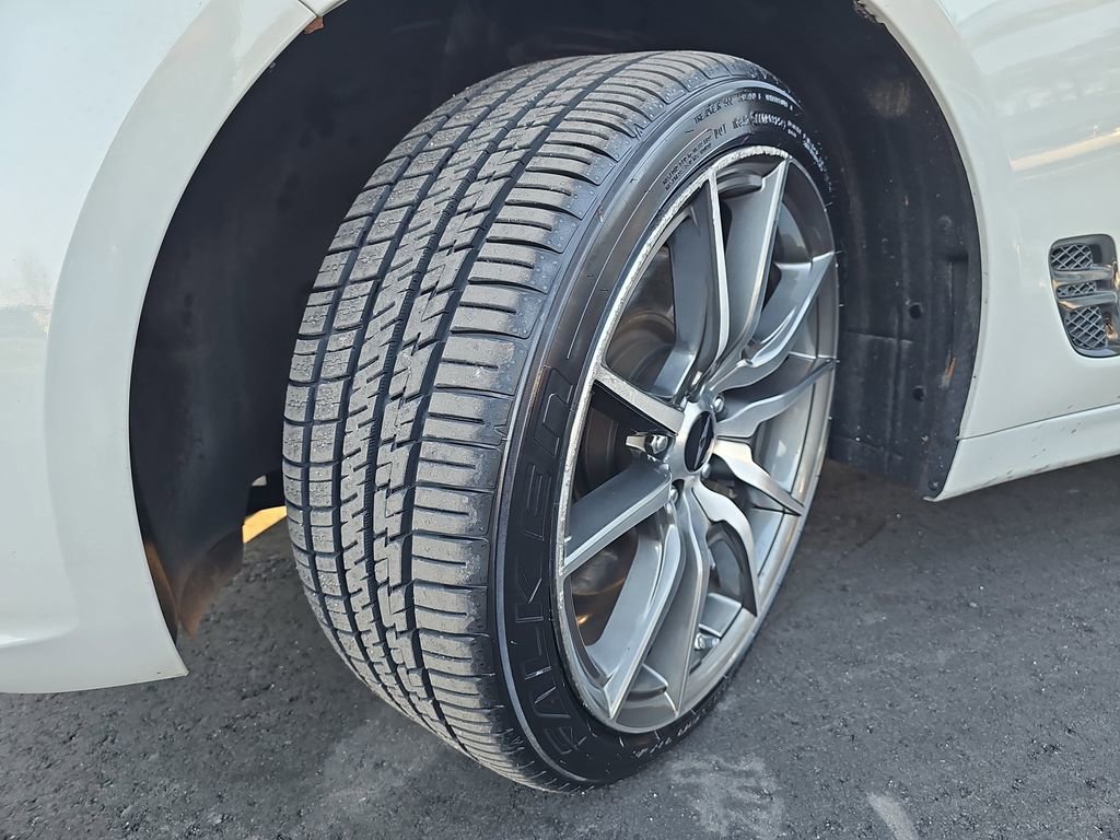 Used 2025 Genesis G70 2.5T image 37