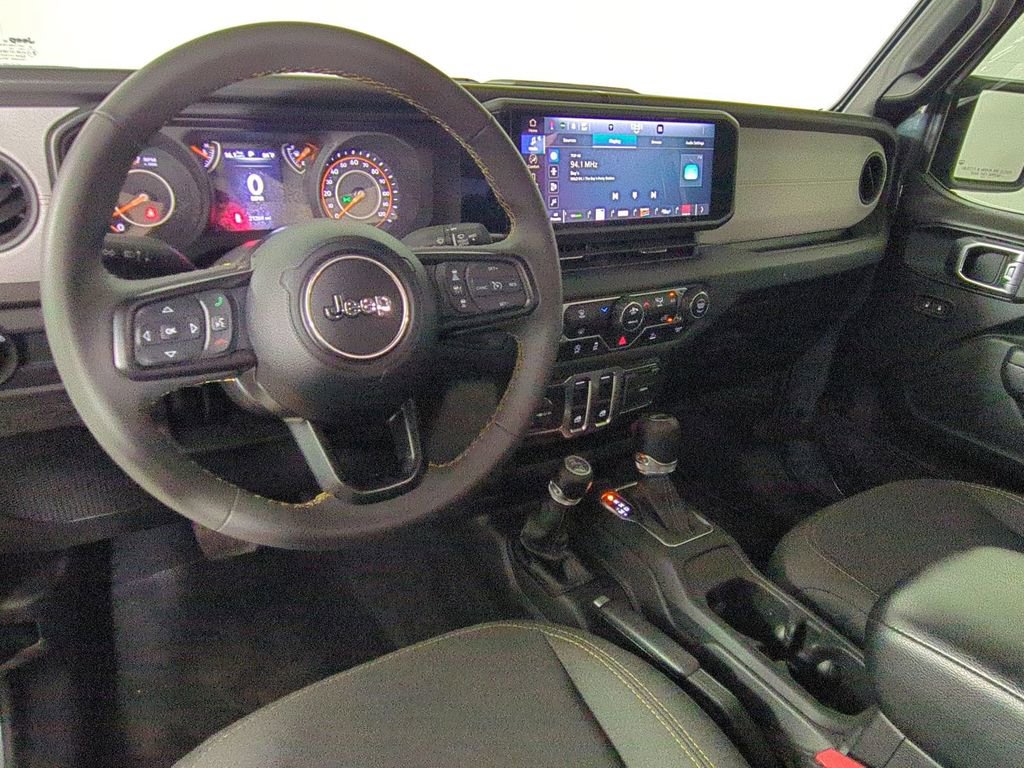 Used 2024 Jeep Wrangler Sport S AWD/4WD image 16