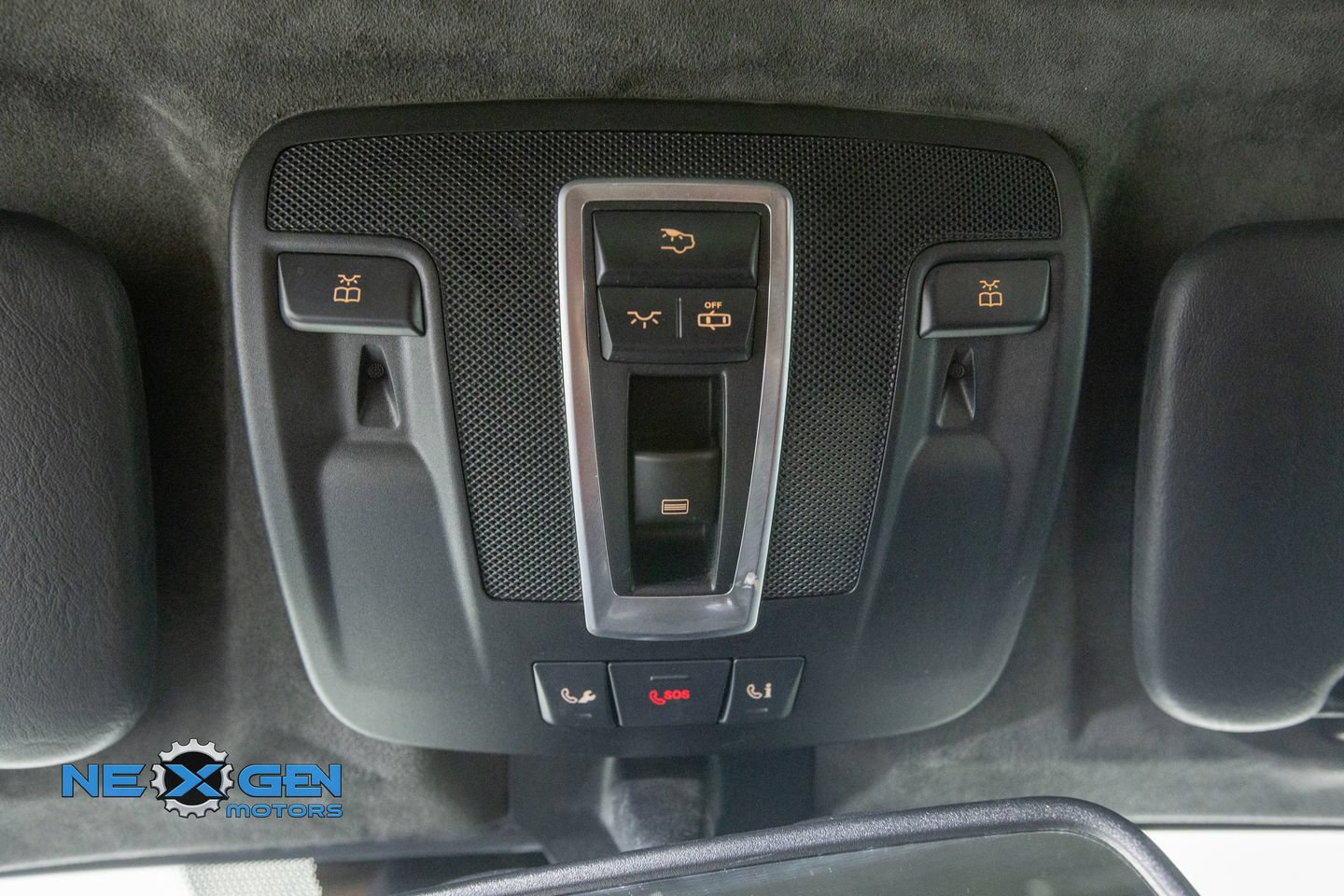 Used 2013 Mercedes-Benz G 63 AMG 4MATIC image 24