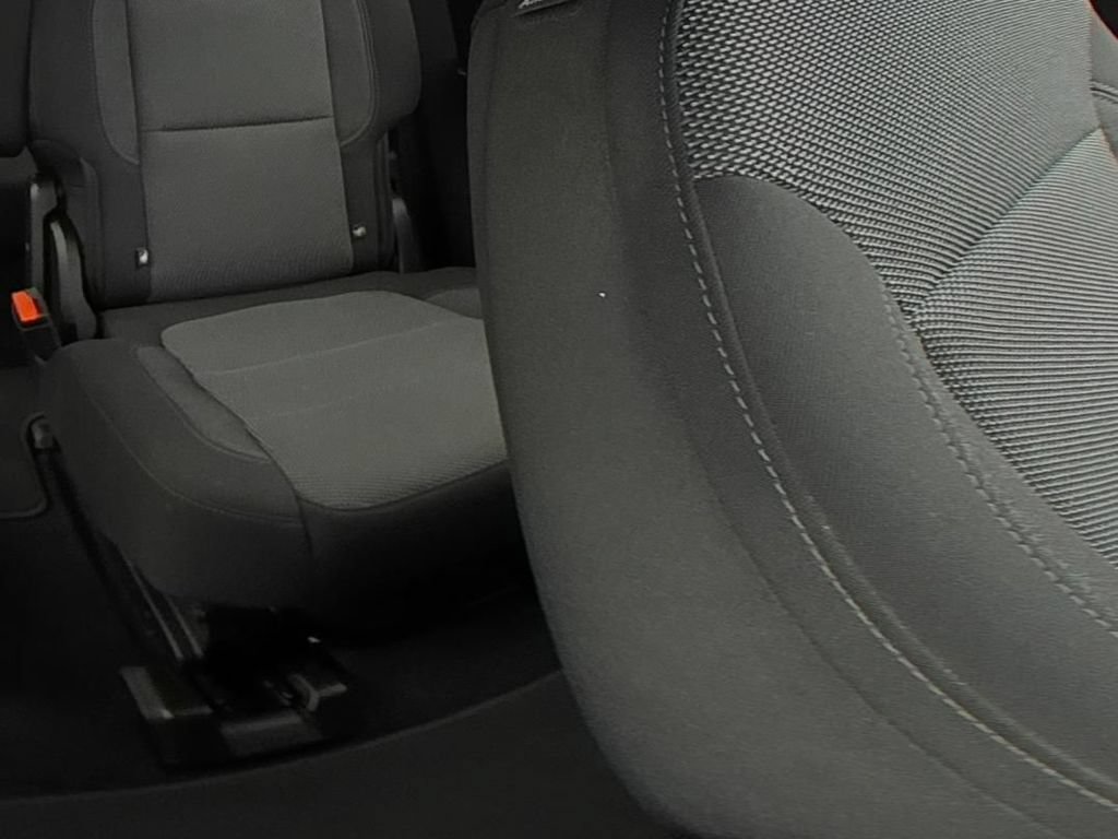 Certified 2023 Chevrolet Traverse LT FWD image 17