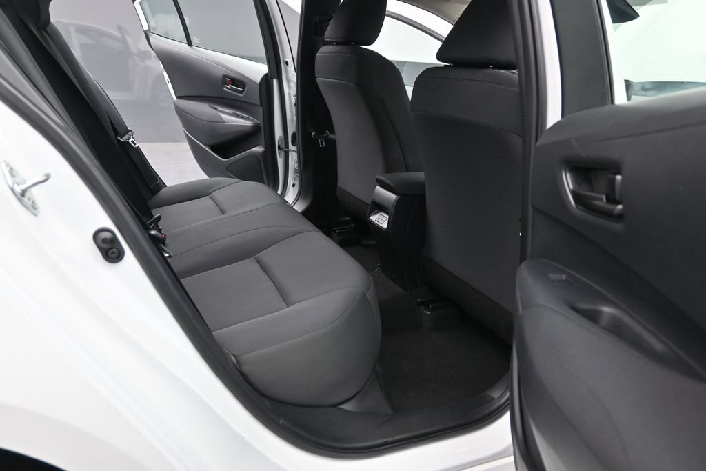 Used 2023 Toyota Corolla LE FWD image 18