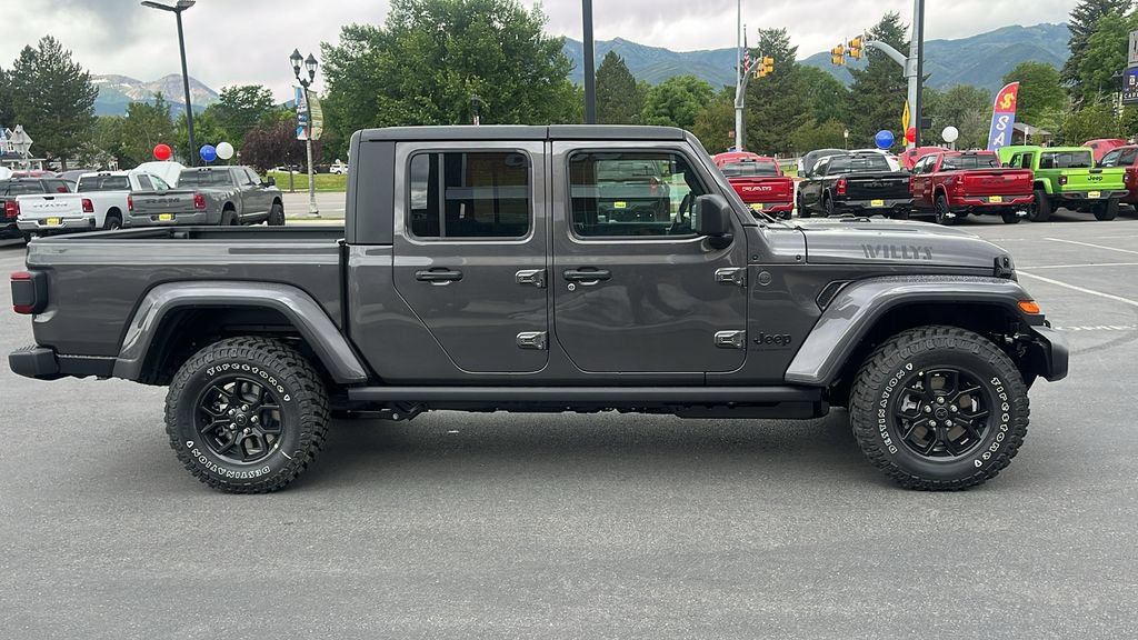 New 2026 Jeep Gladiator Sport AWD/4WD image 4
