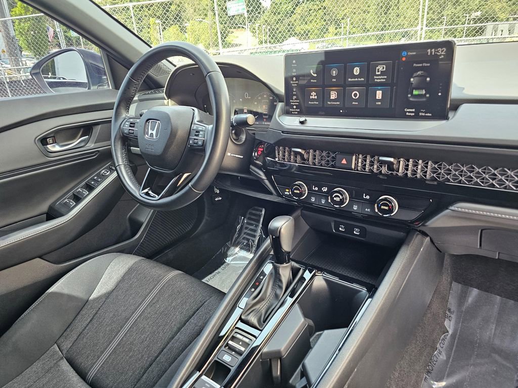 Used 2024 Honda Accord Sport image 11