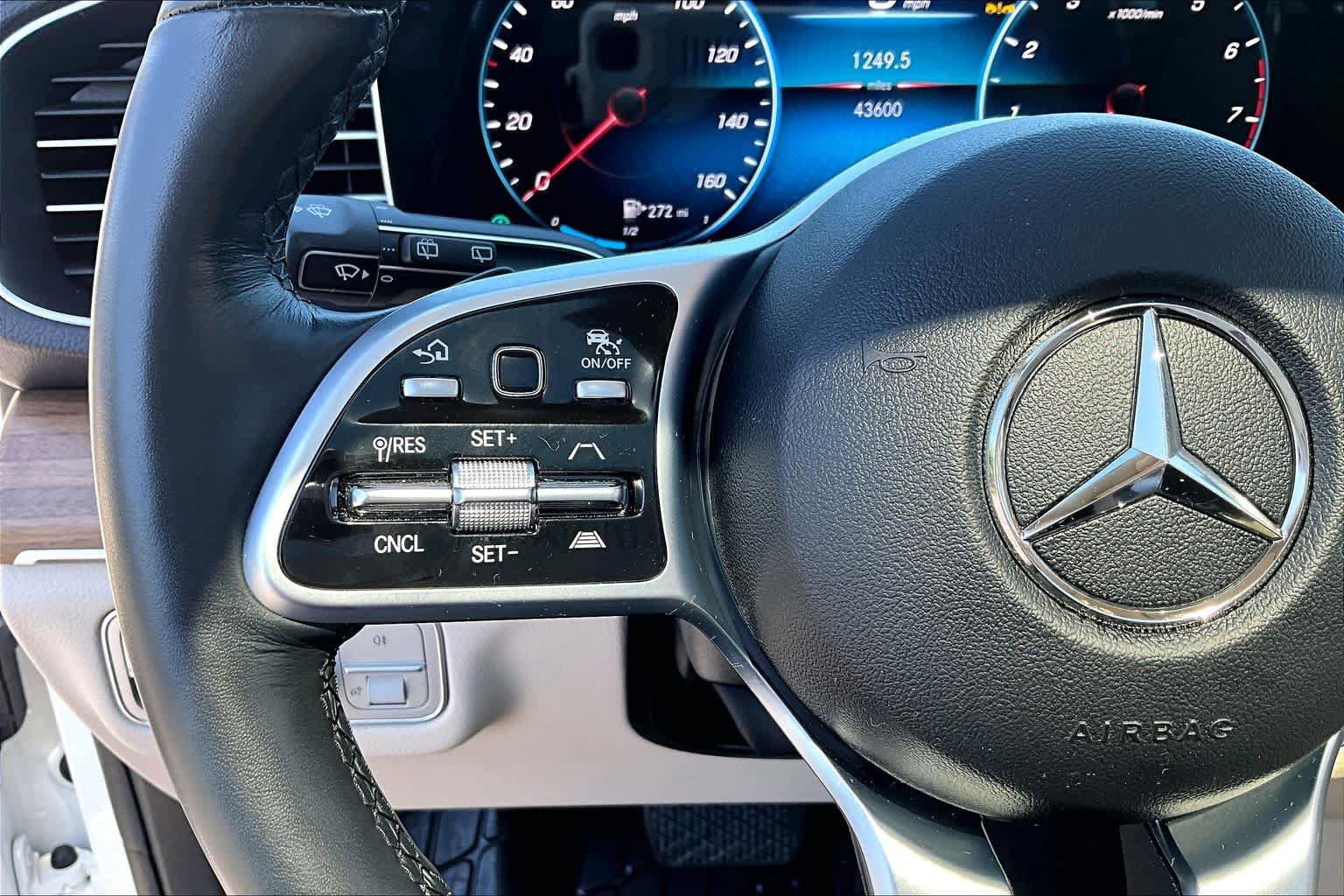 Certified 2022 Mercedes-Benz GLE 350 4MATIC image 24