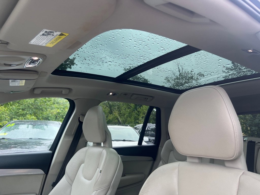 Used 2016 Volvo XC90 T5 Momentum image 28